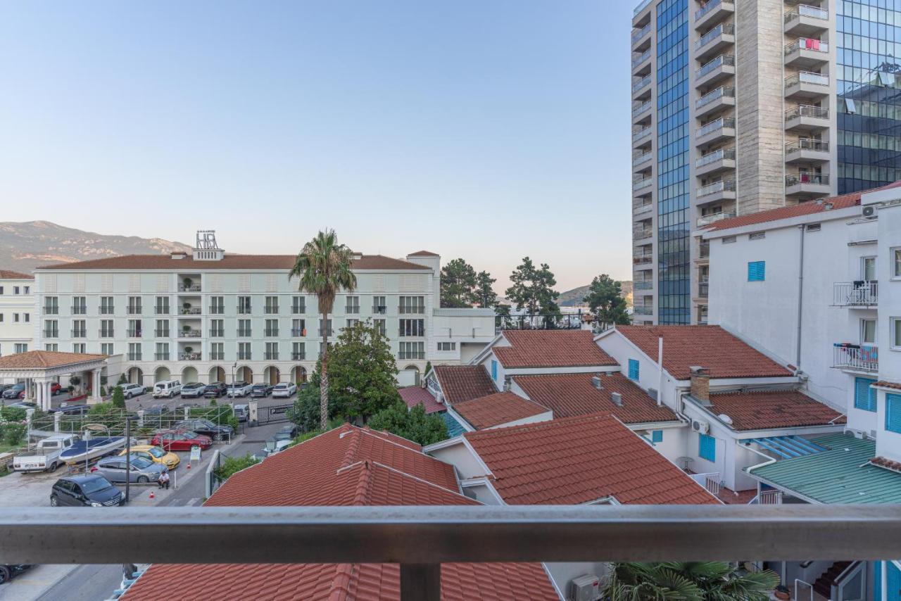 בודווה Fontana Mediteran Properties מראה חיצוני תמונה